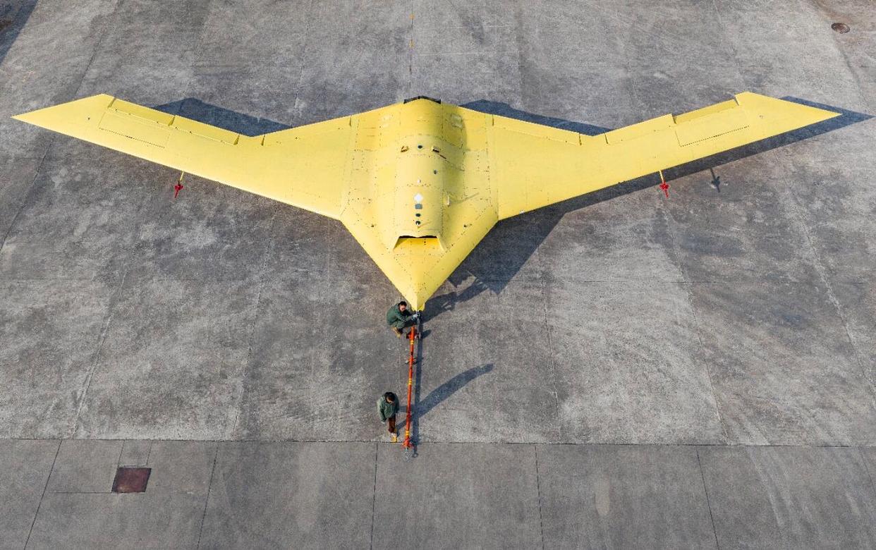 彩虹-7高空高速隐身无人机成功首飞